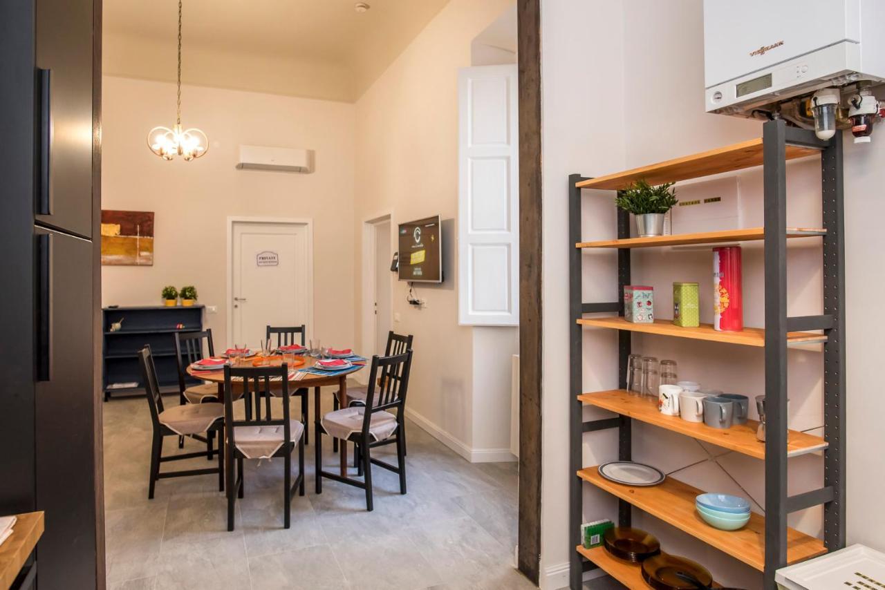 Ariento Apartment - Heart Of Флоренция Экстерьер фото